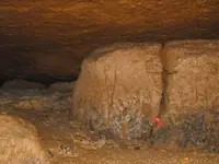 RoundEtchingInCave.webp RoundEtchingInCave.webp