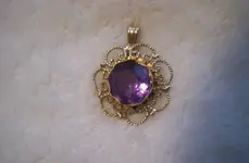 pendant2.webp pendant2.webp