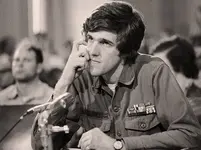 john_kerry_1971.webp john_kerry_1971.webp