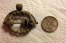 old unknown thing (10) with Dime  both.webp