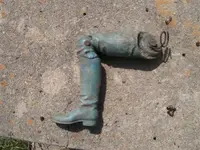 lost leg 002 (Custom).webp