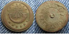 C.1812 Rifleman's Military Button.webp C.1812 Rifleman's Military Button.webp