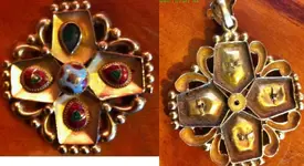 gma pendant.webp
