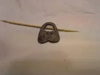 Purse back button.webp