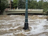 1379101087000-AP-Colorado-Flooding.jpg