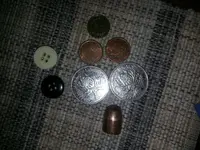 finds in the coin machine.webp