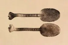 Pewter-spoon-b-sides.webp