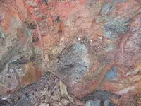 Blue mud and more quartz 003.webp