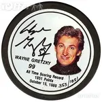 wayne-gretzky-autographed-signed-la-kings-puck-psa-9e4c.webp