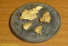 gold-nuggets-found-with-garrett-atx.webp