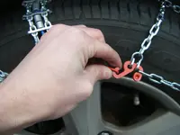 thule-tire-chains-049.webp
