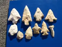 arrowheads 001 (Small).webp arrowheads 001 (Small).webp