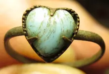 7 CL2 112713 Hunt Heart Ring.webp