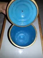 urn3.webp