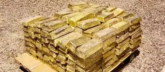 gold bars.webp