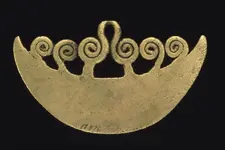 Inca-artifact-of-a-bronze-knife-pendant-photographed-in-New-Haven-Conn.webp
