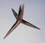 caltrop_WW2era_British_SOE_OSS_SAS_ebaycaltrop1.webp
