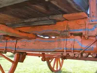 peter_schuttler_wagon_axle2.webp