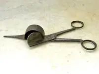 candle snuffer.webp candle snuffer.webp