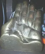 hand front.webp