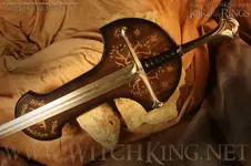 sword_LordOfTheRings_Anduril_WETA-made_Ebay.webp