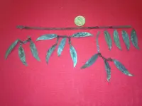leaf bracelet.webp