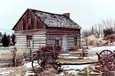 old-cabin10.webp