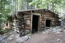 old-cabin11.webp