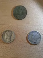 teens pocket spill obverse.webp