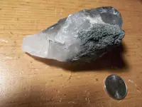 Strange crystal rock dark green 003.webp