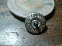 fdbuttonback.webp