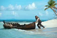 boat-pirate-palm-beach-sea-johnny-depp.webp