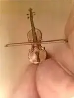 pity violin 52512.webp