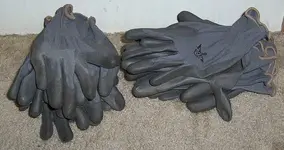 Gloves.webp Gloves.webp