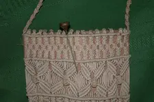 hand bag 002.webp