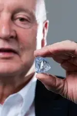 petra-unveils-largest-ever-blue-diamond-found-at-its-cullinan-mine-199x300.webp