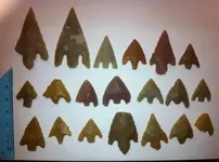 barbed-tanged-flint-arrowheads.webp