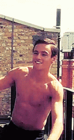 tumblr_m9dxapBhU91rch5f6o1_250.gif