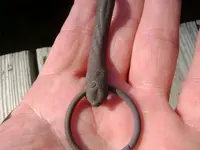 button and hanger 005.webp button and hanger 005.webp