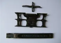 DISSTONSAW8.webp