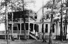Stivers' Springs hotel, circa 1905-06 (1).webp