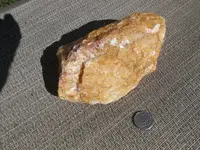 3 lb topaz rock 001.webp