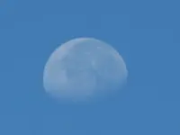 day moon 002.webp