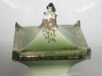 pagoda lady lid 002.webp