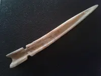 bone spear point (2).webp