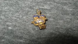 Tiny pin and Other Stuff Sept.20 2014 001.webp