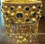 votive-crown-of-Visigoth-king-Reccesuinth.webp