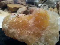 citrine 3.webp