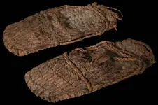 1sandals.webp 1sandals.webp