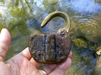 lock1.webp